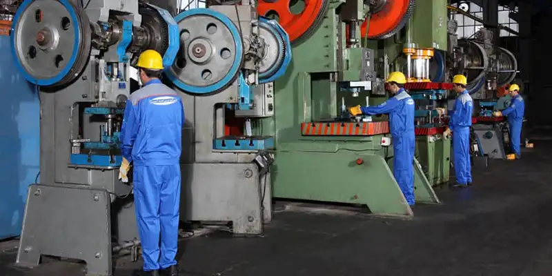 انواع پرس های مورد استفاده در صنعت پرسکاری در متحدان کوشا