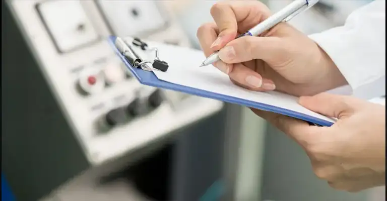 بررسی اهمیت کنترل کیفیت در تولیدی و کارخانه